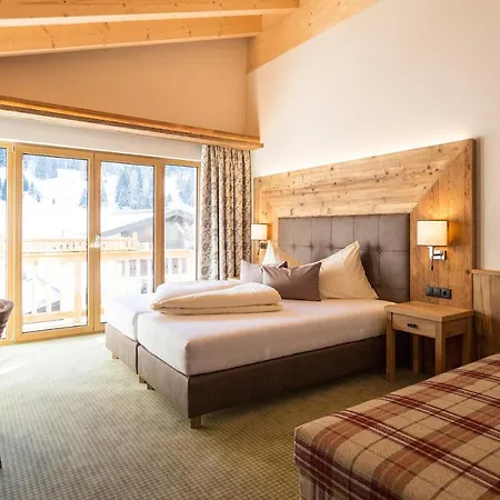 Otel Gloeckner Und Residenz Gloeckner Mathon