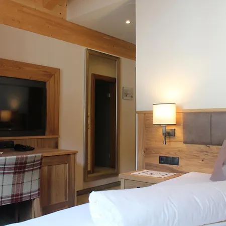 Otel Gloeckner Und Residenz Gloeckner Mathon